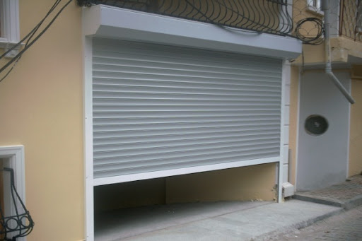 Types of Automatic Garage Doors